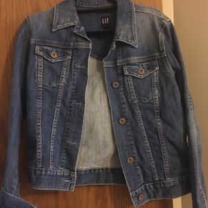 Gap Jean Jacket, size Medium perfect condition!